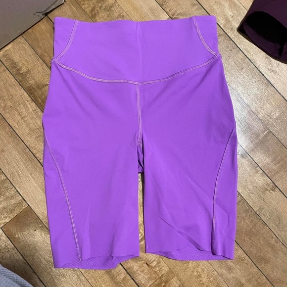 Lululemon Base Pace High Rise Athletic Biker Shorts Size 4 Moonlit Magenta - Picture 2 of 5